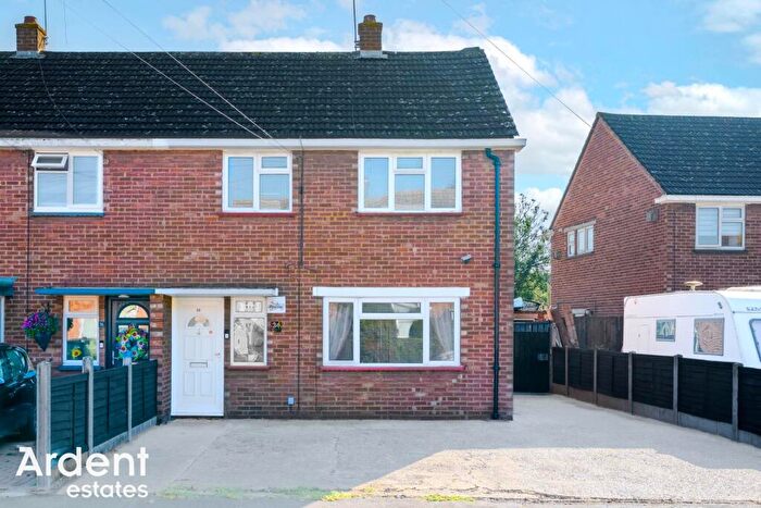 2 Bedroom Semi-Detached House For Sale In Wood Road, Maldon, CM9