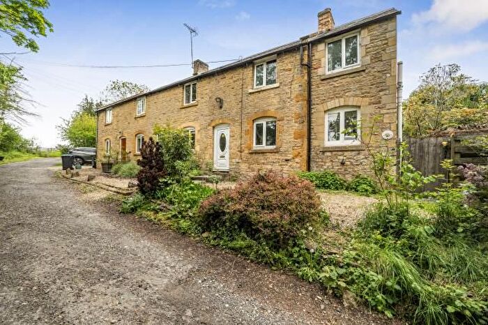 2 Bedroom End Of Terrace House For Sale In Clarks Lane, Shipston-On-Stour, CV36