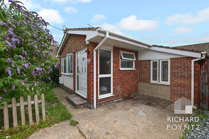 2 Bedroom Bungalow For Sale In No Chain - Norton Avenue, Canvey Island, SS8