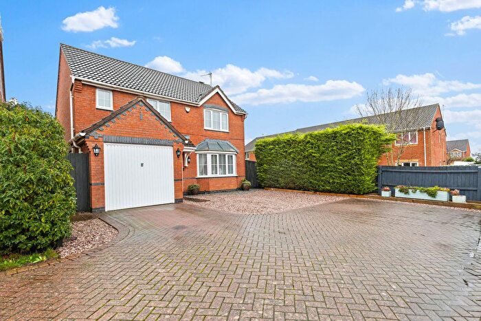 4 Bedroom Detached House For Sale In Eyam Close, Desborough, NN14