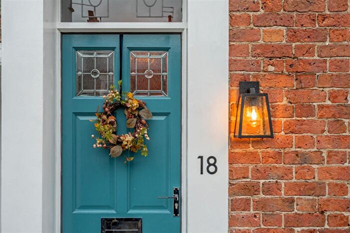 4 Bedroom Terraced House To Rent In Dove Street, York, YO23