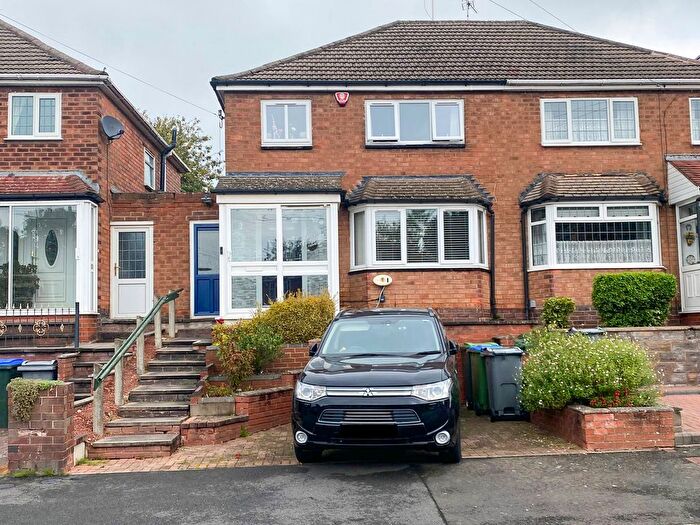 3 Bedroom Semi Detached House For Sale In Appleton Avenue, Birmingham, B43