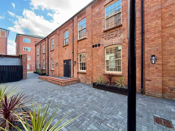 2 Bedroom Flat To Rent In Princes Drive, Worcester, WR1