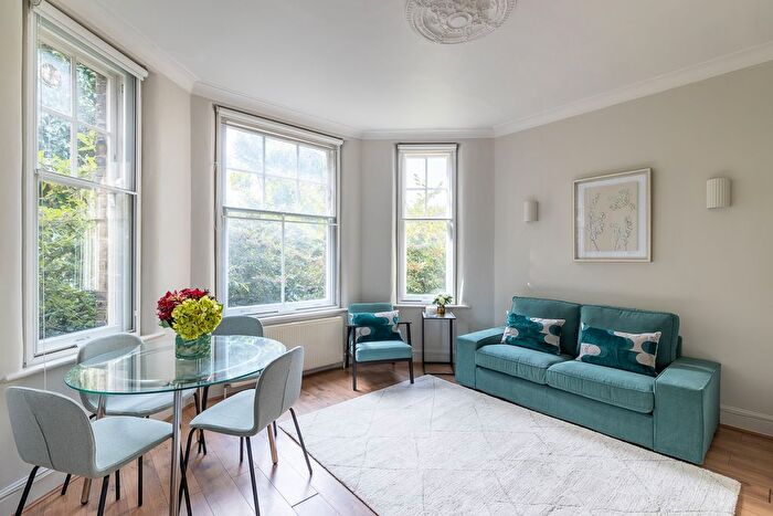 2 Bedroom Flat To Rent In Alexandra Mansions, Kings Road, Kensington And Chelsea, London, SW3