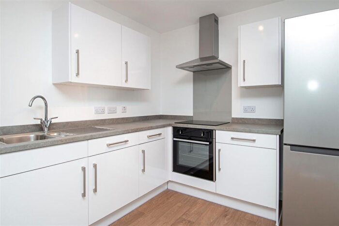 2 Bedroom Flat To Rent In Beacon Place, Bletchley, Milton Keynes, MK2
