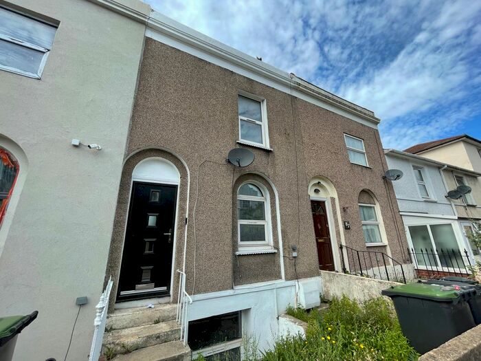 4 Bedroom Terraced House To Rent In Wrotham Road, Gravesend, Kent, DA11