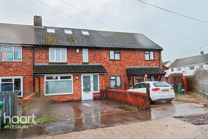 3 Bedroom Terraced House For Sale In Fremantle Road, Aylesbury, HP21