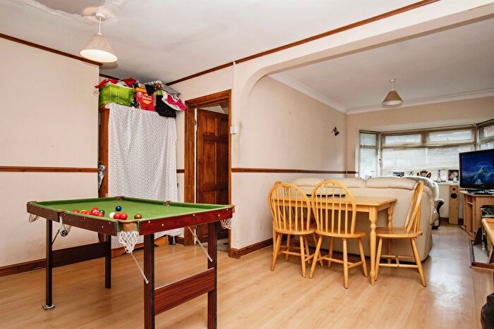 3 Bedroom Terraced House For Sale In Tideswell Road, Great Barr, Birmingham, B42