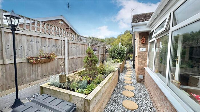 2 Bedroom Bungalow For Sale In Littlemore Close, Saughall Massie, Wirral, CH49