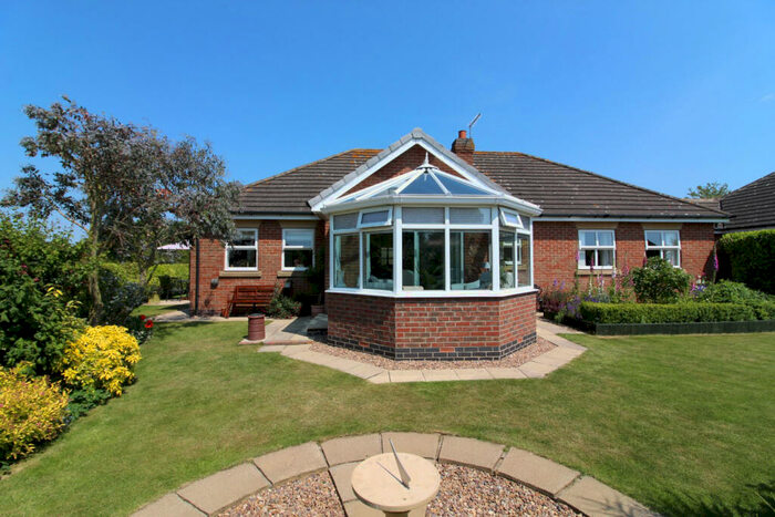 3 Bedroom Detached Bungalow For Sale In Carr Lane, Leven, HU17