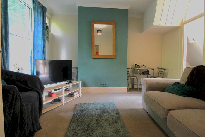 4 Bedroom Terraced House To Rent In Milner Road, Brighton, BN2