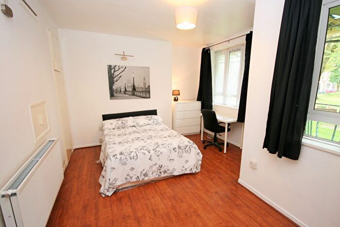 2 Bedroom Flat To Rent In Sewardstone Road, London, E2