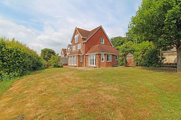4 Bedroom Detached House For Sale In Smiths Field, Waltham Road, Overton, RG25