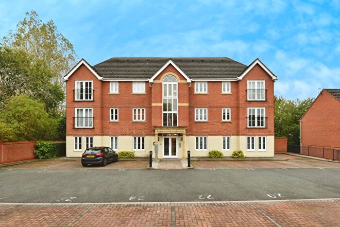 2 Bedroom Flat For Sale In Hayeswood Grove, Stoke-on-Trent, Staffordshire, ST6