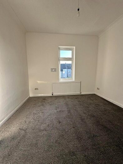 3 Bedroom Terraced House To Rent In Whyteville Road, East Ham, E7
