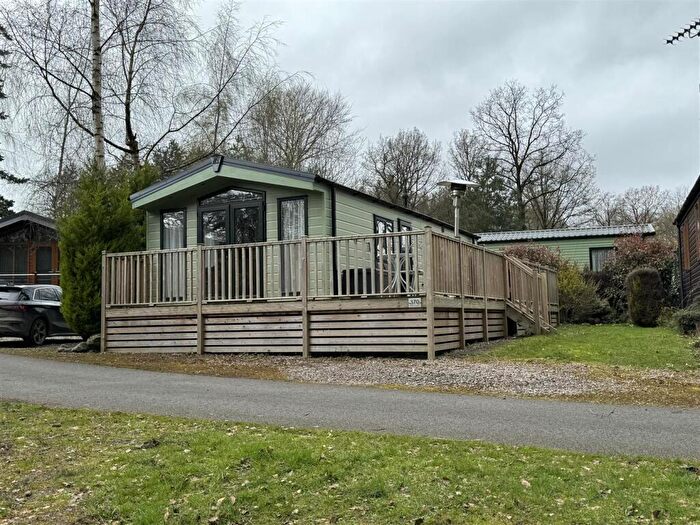 2 Bedroom Detached House For Sale In Lowther Holiday Park, Eamont Bridge, Penrith, CA10