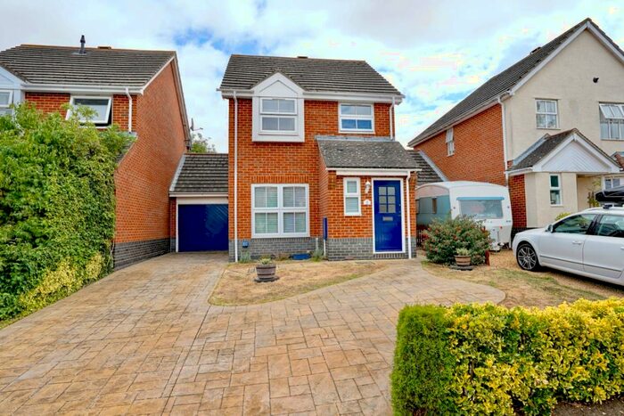 3 Bedroom Detached House For Sale In Bishops Way, Great Paxton, St. Neots, Cambridgeshire, PE19