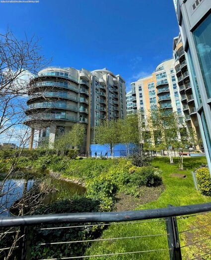 1 Bedroom Flat To Rent In Vicentia Court, London, SW11