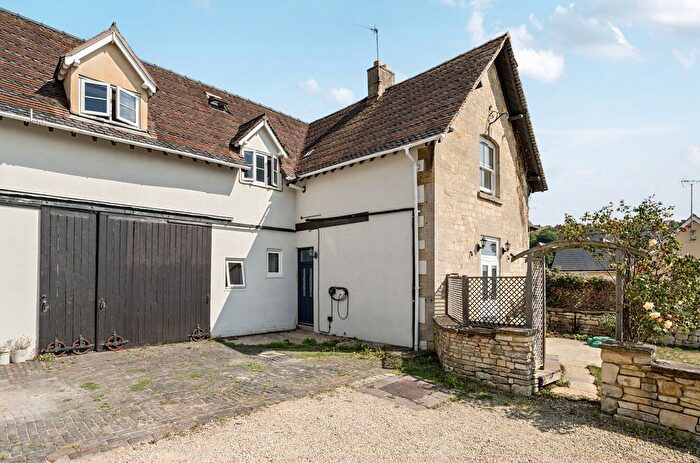 4 Bedroom Terraced House For Sale In Kingscourt Lane, Stroud, Gloucestershire, GL5