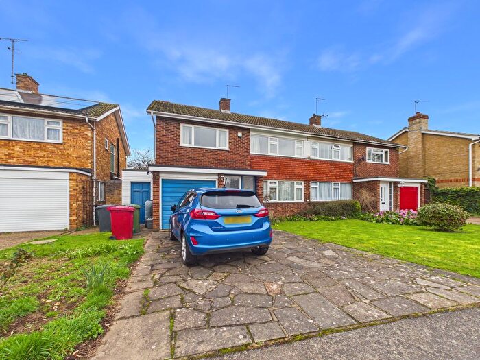 3 Bedroom Semi-Detached House For Sale In Halkingcroft, Langley, Berkshire, SL3