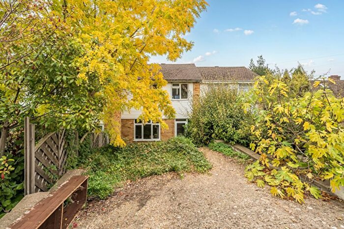 3 Bedroom Terraced House For Sale In High Wycombe, Buckinghamshire, HP13