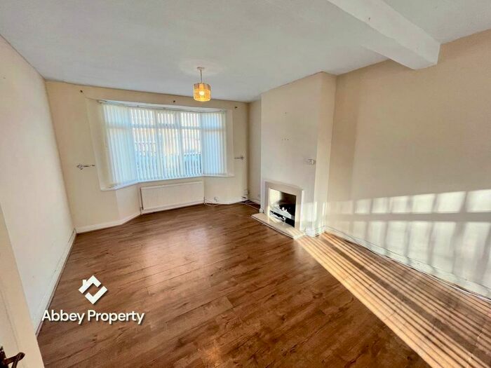 3 Bedroom Detached House To Rent In Norton Road, Luton, LU3