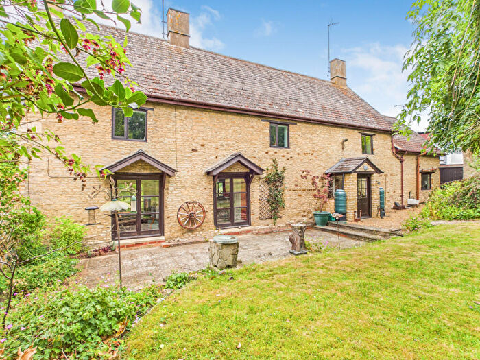 4 Bedroom Detached House For Sale In Church Lane, Cranford, Northants, NN14