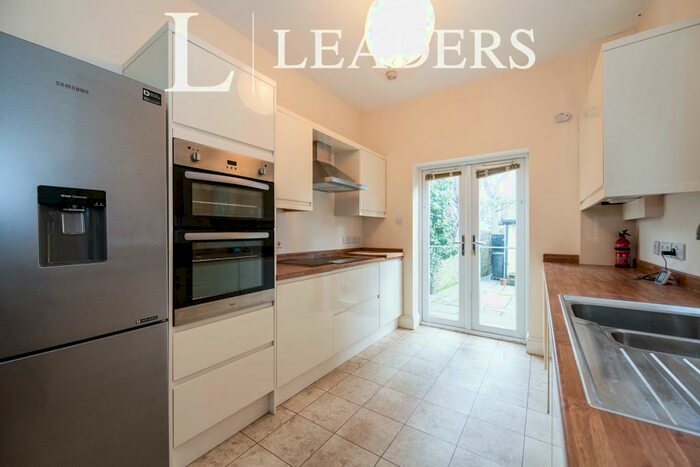 3 Bedroom Terraced House To Rent In Victory Road, Portsmouth, PO1