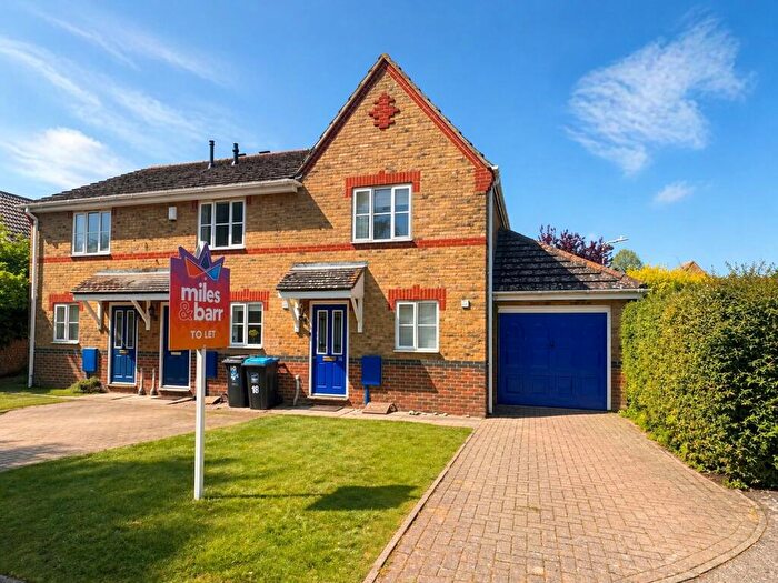 2 Bedroom End Of Terrace House To Rent In Moyes Close, Ramsgate, Kent, CT12