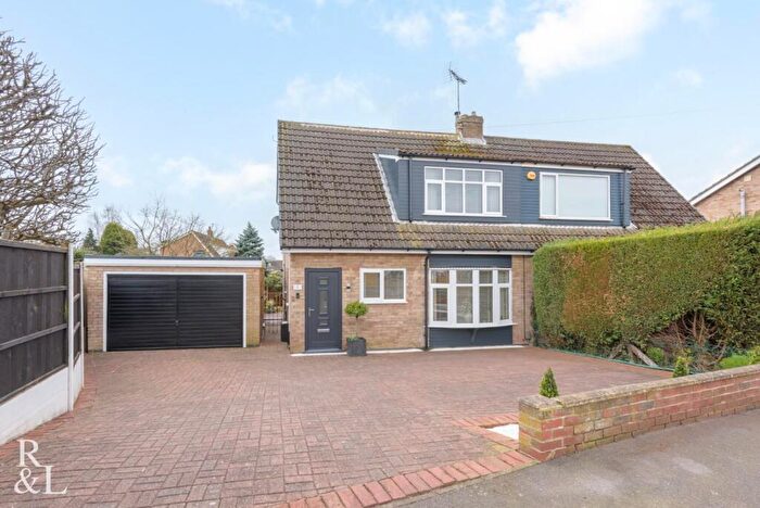 3 Bedroom Semi Detached House For Sale In Wordsworth Way, Measham, DE12