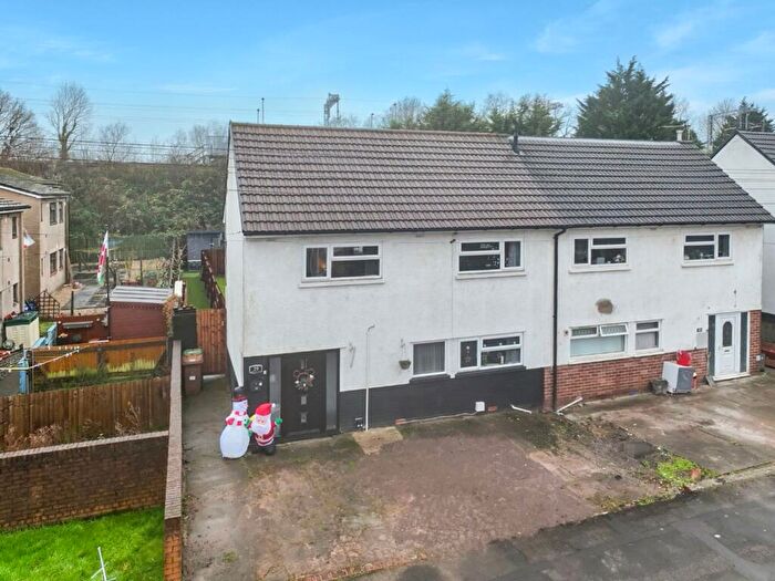 3 Bedroom Semi-Detached House For Sale In Heol Trecastell, Caerphilly, CF83