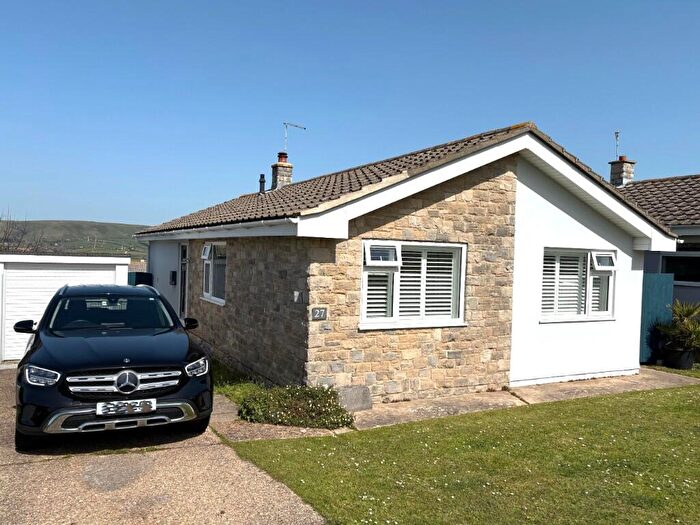 3 Bedroom Detached Bungalow For Sale In Benlease Way, Swanage, Dorset, BH19