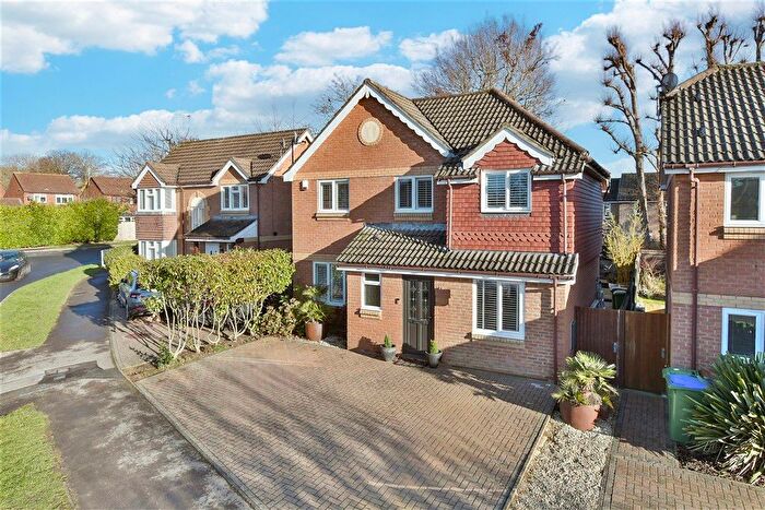 4 Bedroom Detached House For Sale In Cedar Drive, Southwater, Horsham, West Sussex, RH13