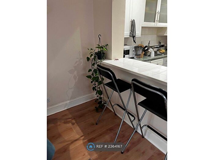 1 Bedroom Flat To Rent In Hendon Lane, London, N3