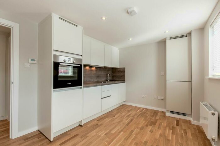 1 Bedroom Ground Flat To Rent In Cobbett Close, EN3