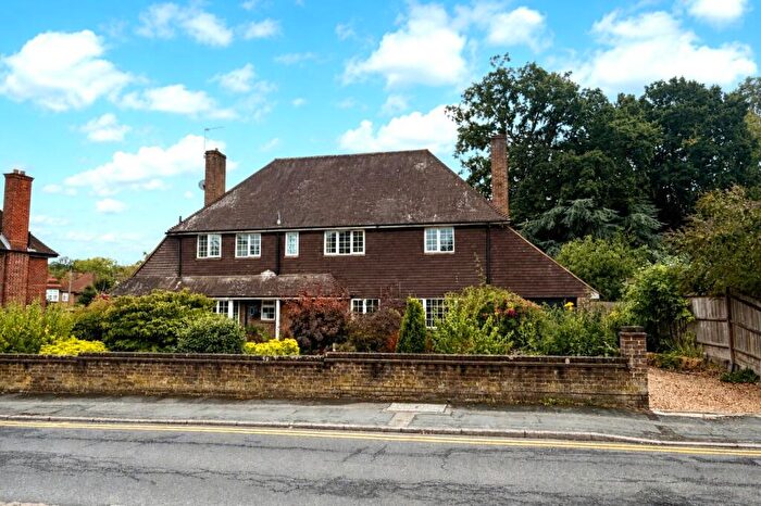 4 Bedroom Detached House For Sale In Southwell Park Road, Camberley, GU15