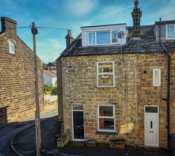 2 Bedroom House To Rent In Swaine Hill Crescent, Yeadon, Leeds, West Yorkshire, LS19