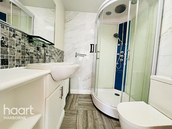 6 Bedroom Town House To Rent In Handsworth, Birmingham, B21