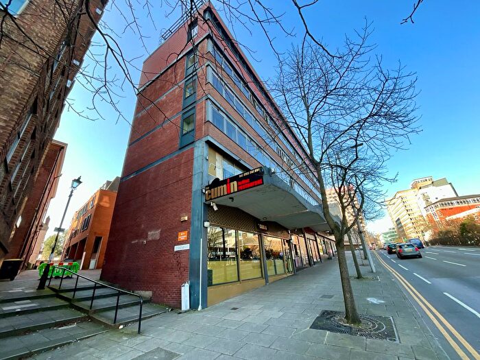 1 Bedroom Studio For Sale In Hounds Gate, Nottingham, NG1