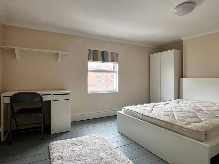 4 Bedroom Terraced House To Rent In Worcester Street, Gloucester, GL1