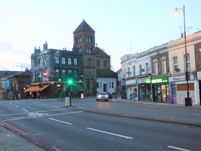 1 Bedroom Flat To Rent In Wick Road, London, E9