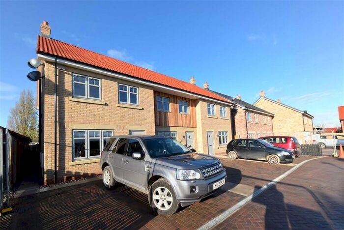 3 Bedroom Terraced House To Rent In Henson Drive, Park Lane, Cottingham HU16