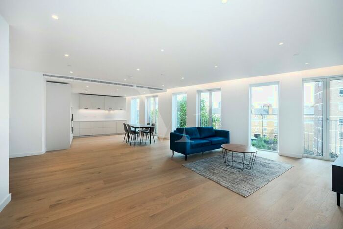 3 Bedroom Flat To Rent In Truro House, 8 Mount Pleasant, London WC1X