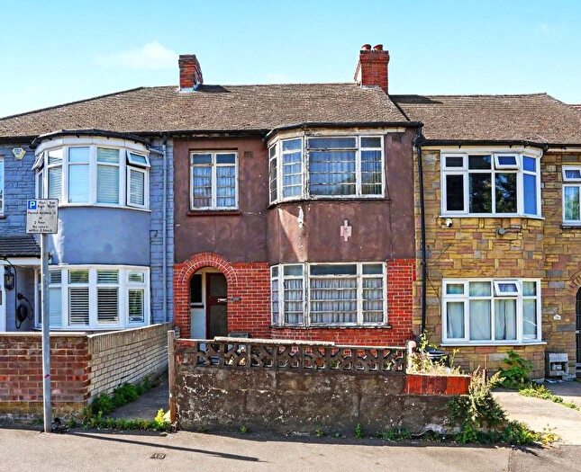 3 Bedroom Terraced House For Sale In Chatham Hill, Chatham, ME5
