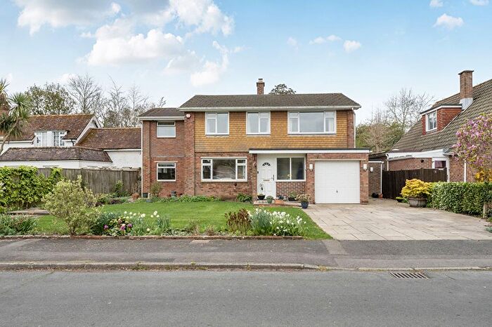 4 Bedroom Detached House For Sale In Lindens Close, Emsworth, PO10