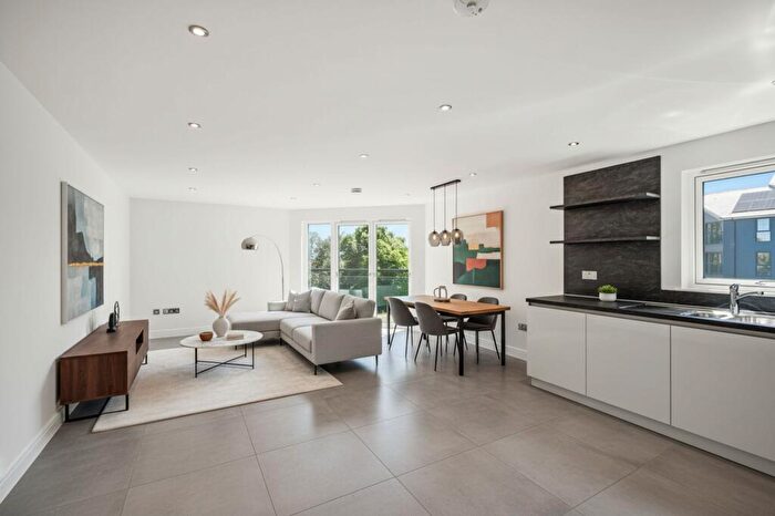 2 Bedroom Apartment For Sale In Panmure Villa Gardens, Broughty Ferry, DD5