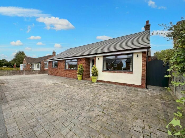 4 Bedroom Bungalow For Sale In Croston Road, Garstang, Preston, PR3