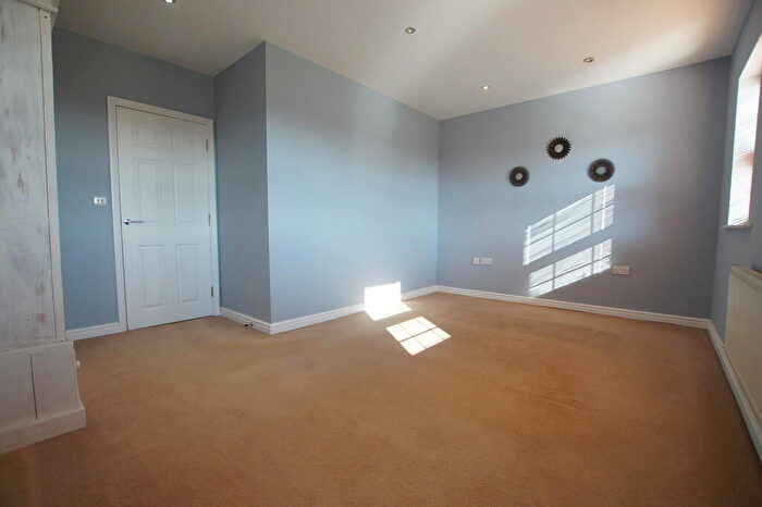 4 Bedroom Town House To Rent In Hambleton Avenue, North Hykeham, LN6