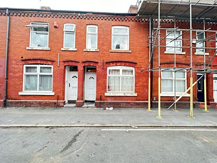 3 Bedroom Terraced House To Rent In Cowesby Street, Manchester, M14