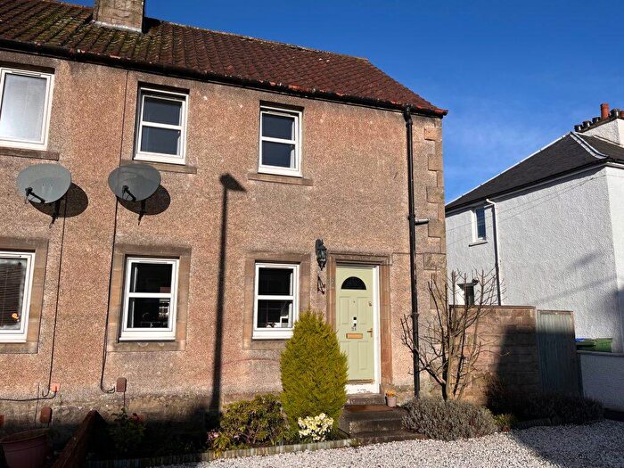 2 Bedroom End Of Terrace House For Sale In Northend Cambusbarron, FK7